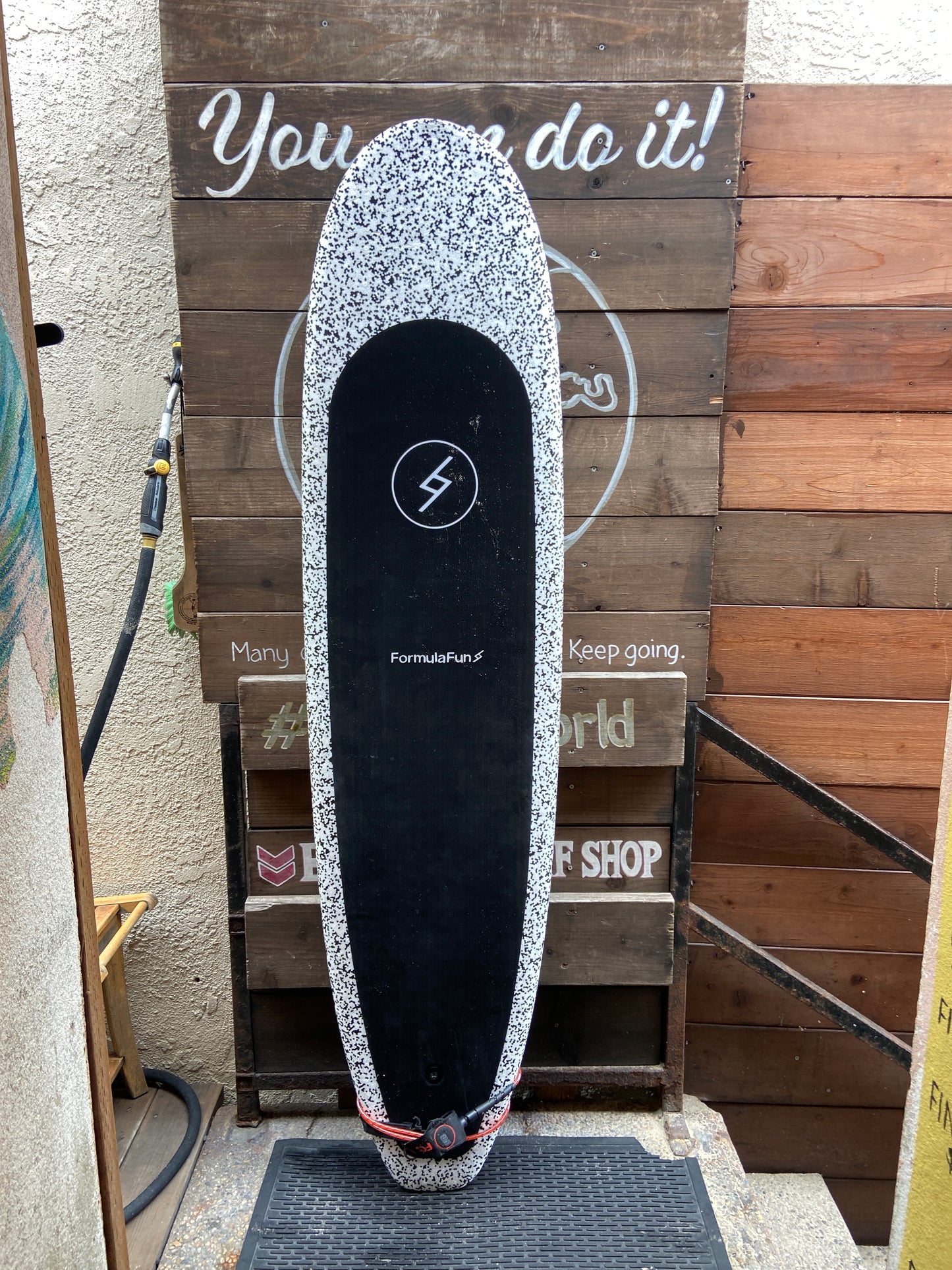 RENT: Formula Fun soft top 6'4"