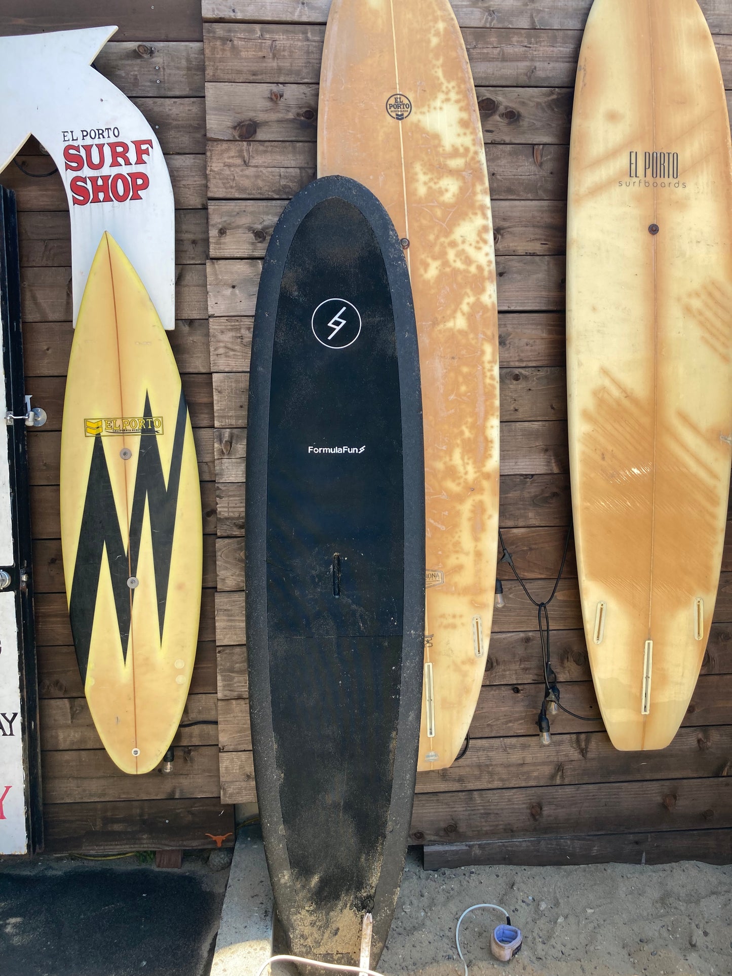 USED FOR SALE Formula Fun Surfboard