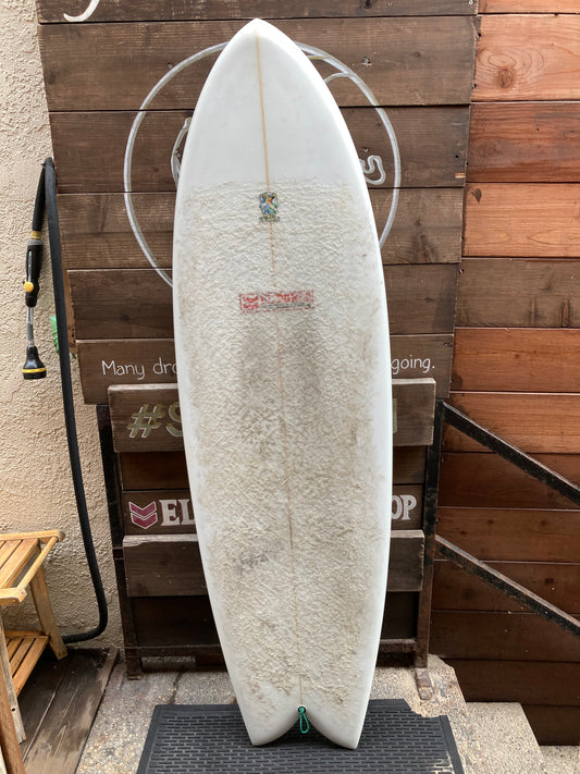 RENT: 5'8 Twin Fin El Porto Surfboards