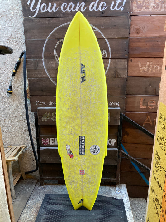 USED: AIPA 6'2 Single Fin Surfboard