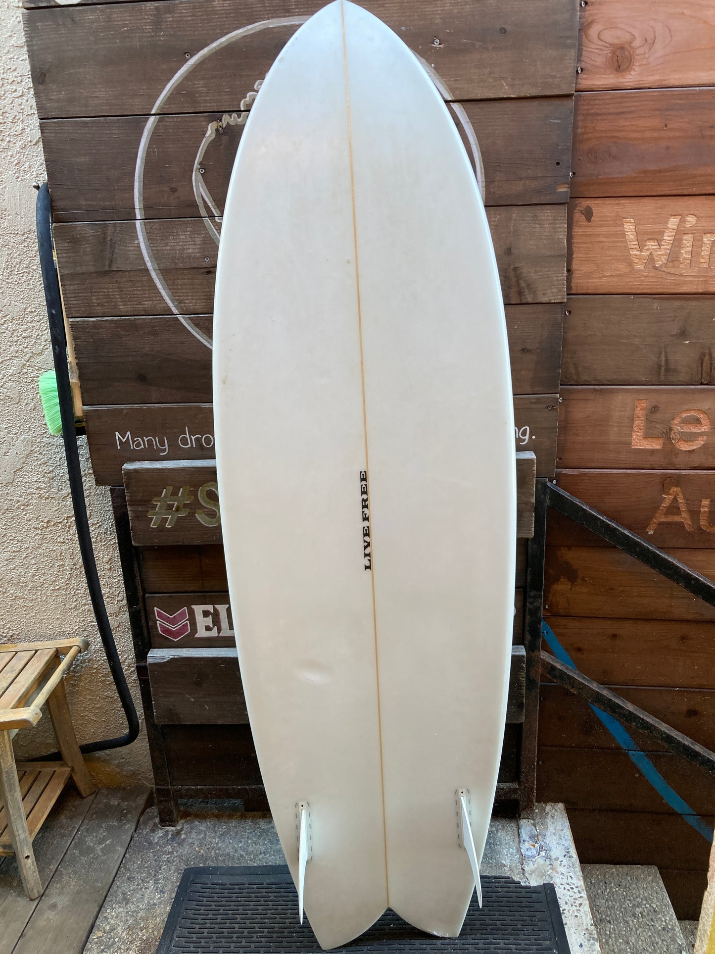 USED: El Porto x Barahona 5'8 Twin Fish Surfboard